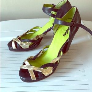 Super cute vintage look heels